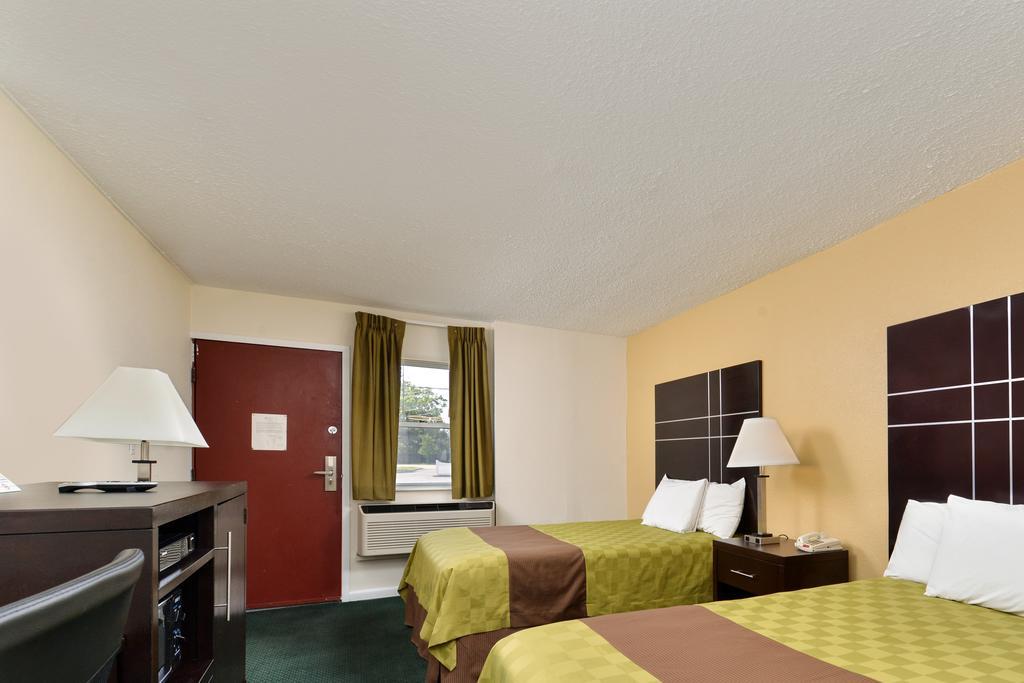 Americas Best Value Inn - Port Jefferson Station - Long Island Zimmer foto